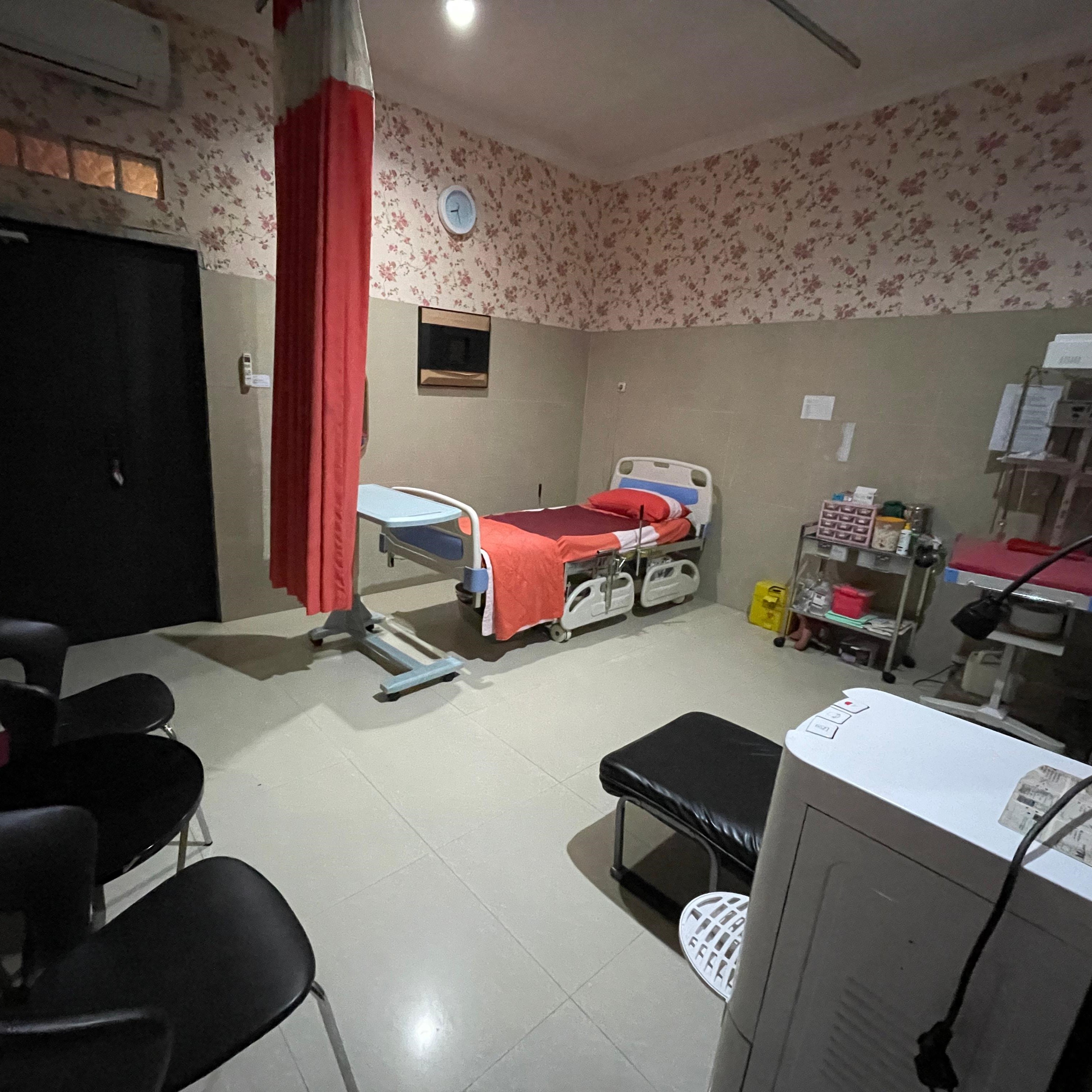 Staf Klinik